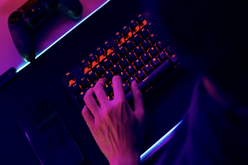 ONLİNE OYUNLARDA DOLANDIRICILIK SUÇU